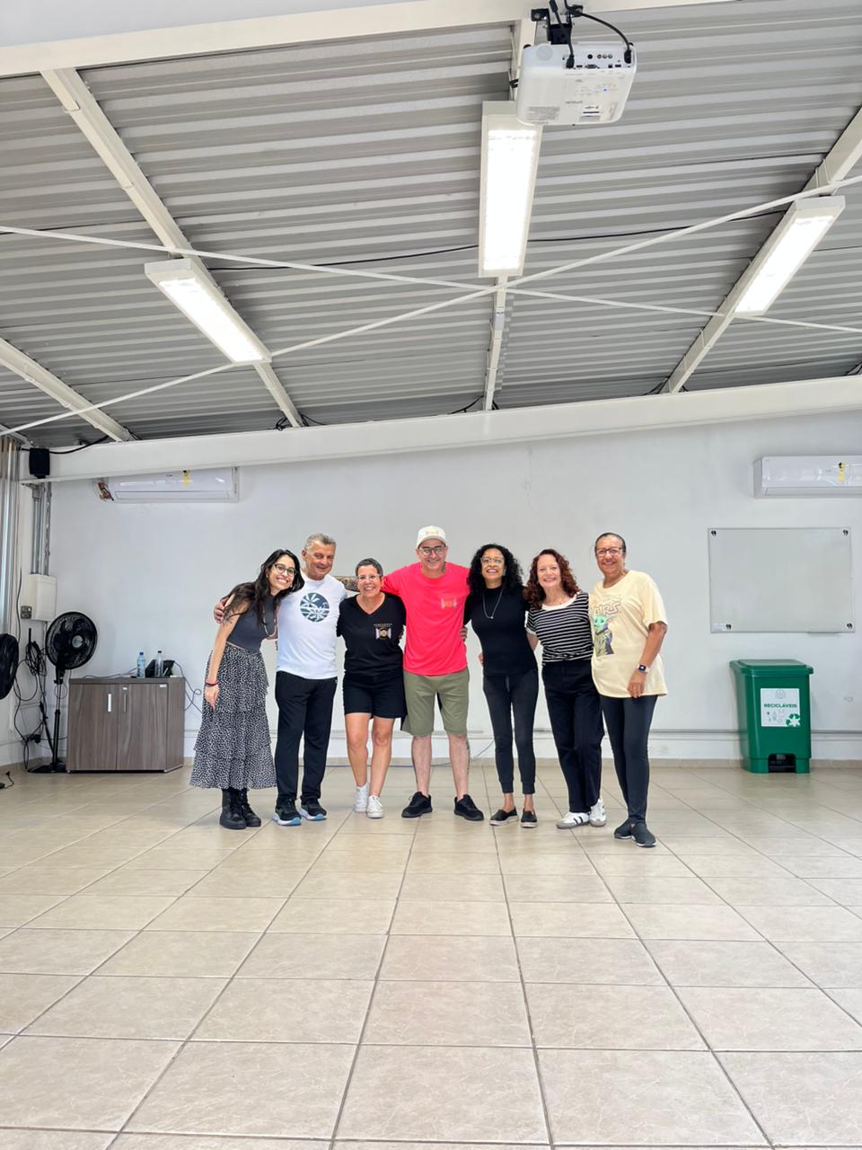 Aula de Passinho Flashback anima o Programa Pós-Aposentadoria