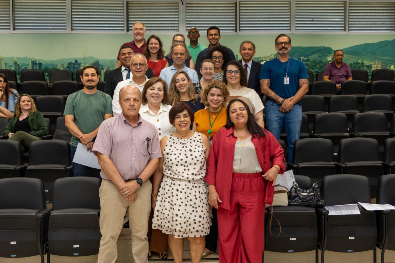 Novos membros do Conselho Deliberativo do IPREJUN recebem termo de posse